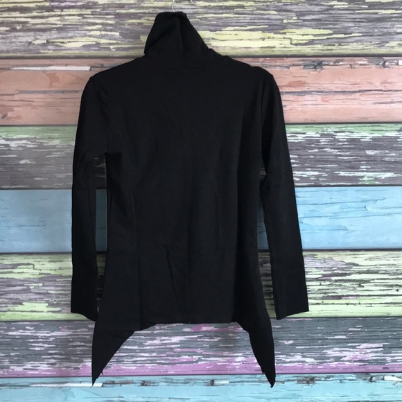 Black men’s shirt - Picture 2 of 3